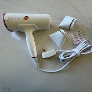 T3 Cura Luxe White and Rose Gold Hair Dryer with Nozzle Attachments